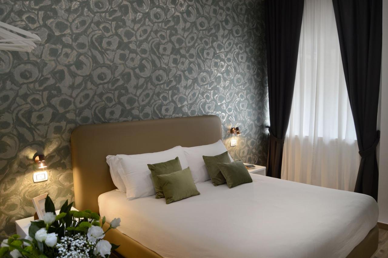 นาโปลีซีซัน Bed & Breakfast เนเปิลส์ ภายนอก รูปภาพ