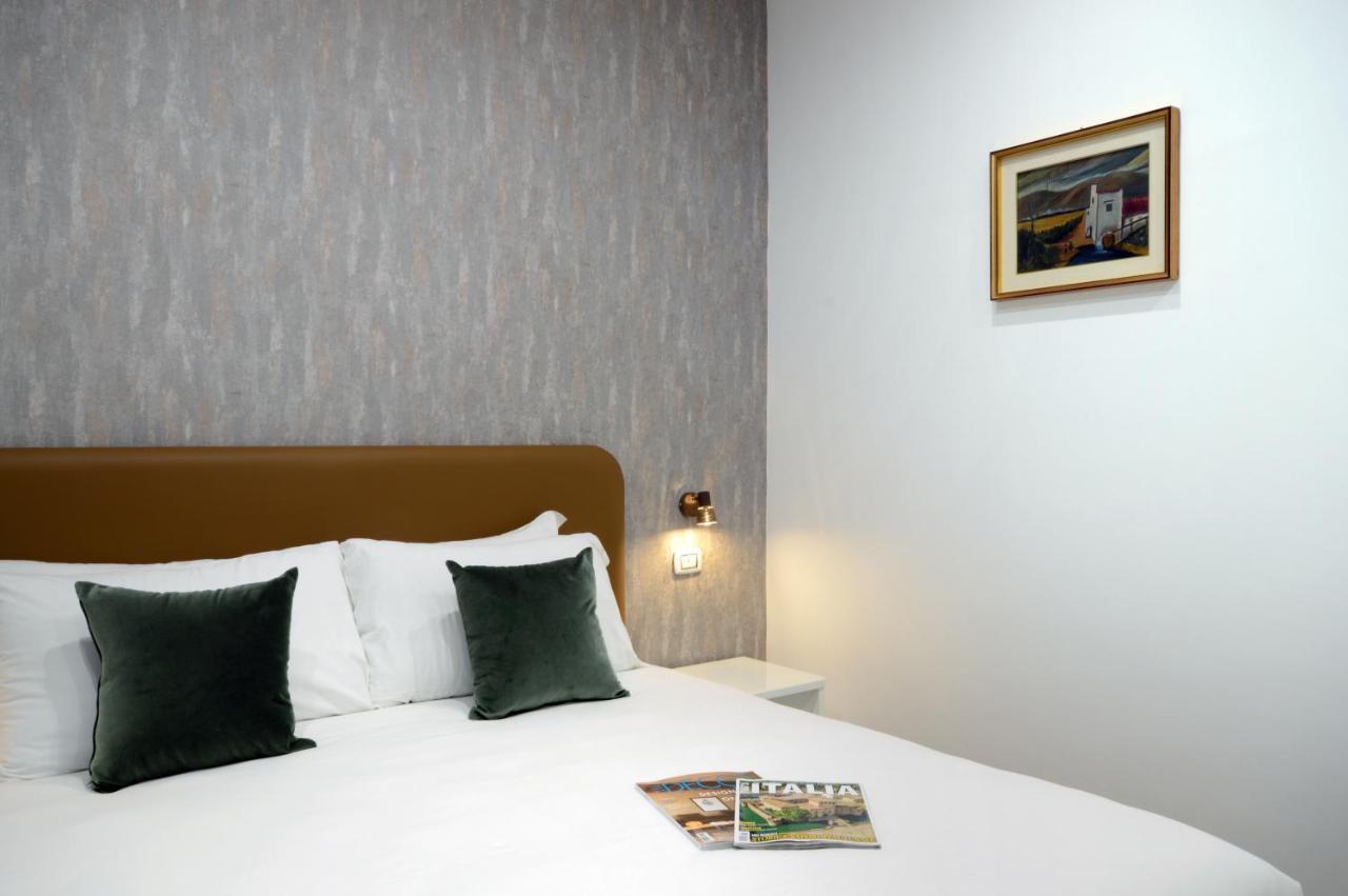นาโปลีซีซัน Bed & Breakfast เนเปิลส์ ภายนอก รูปภาพ