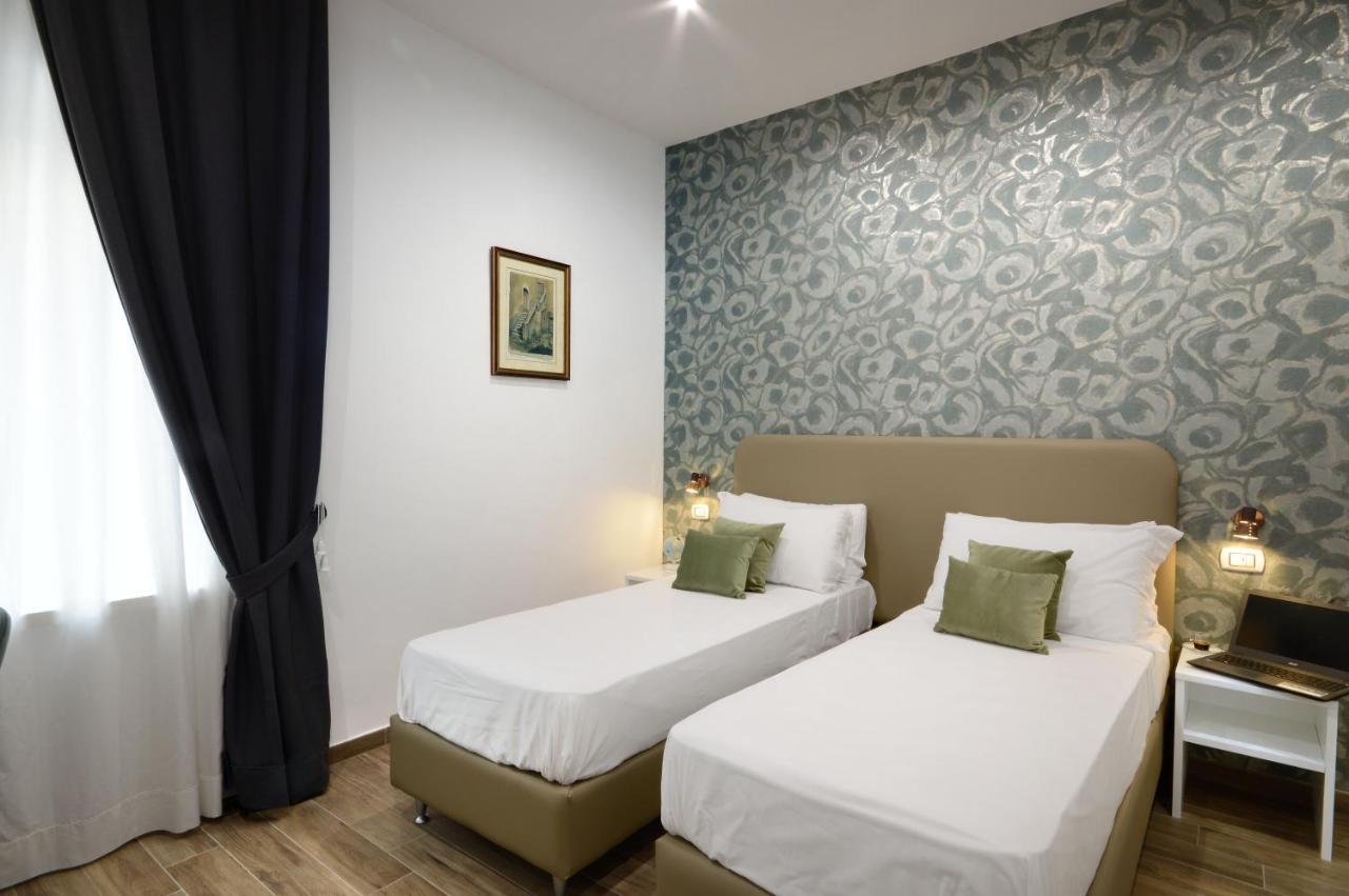 นาโปลีซีซัน Bed & Breakfast เนเปิลส์ ภายนอก รูปภาพ