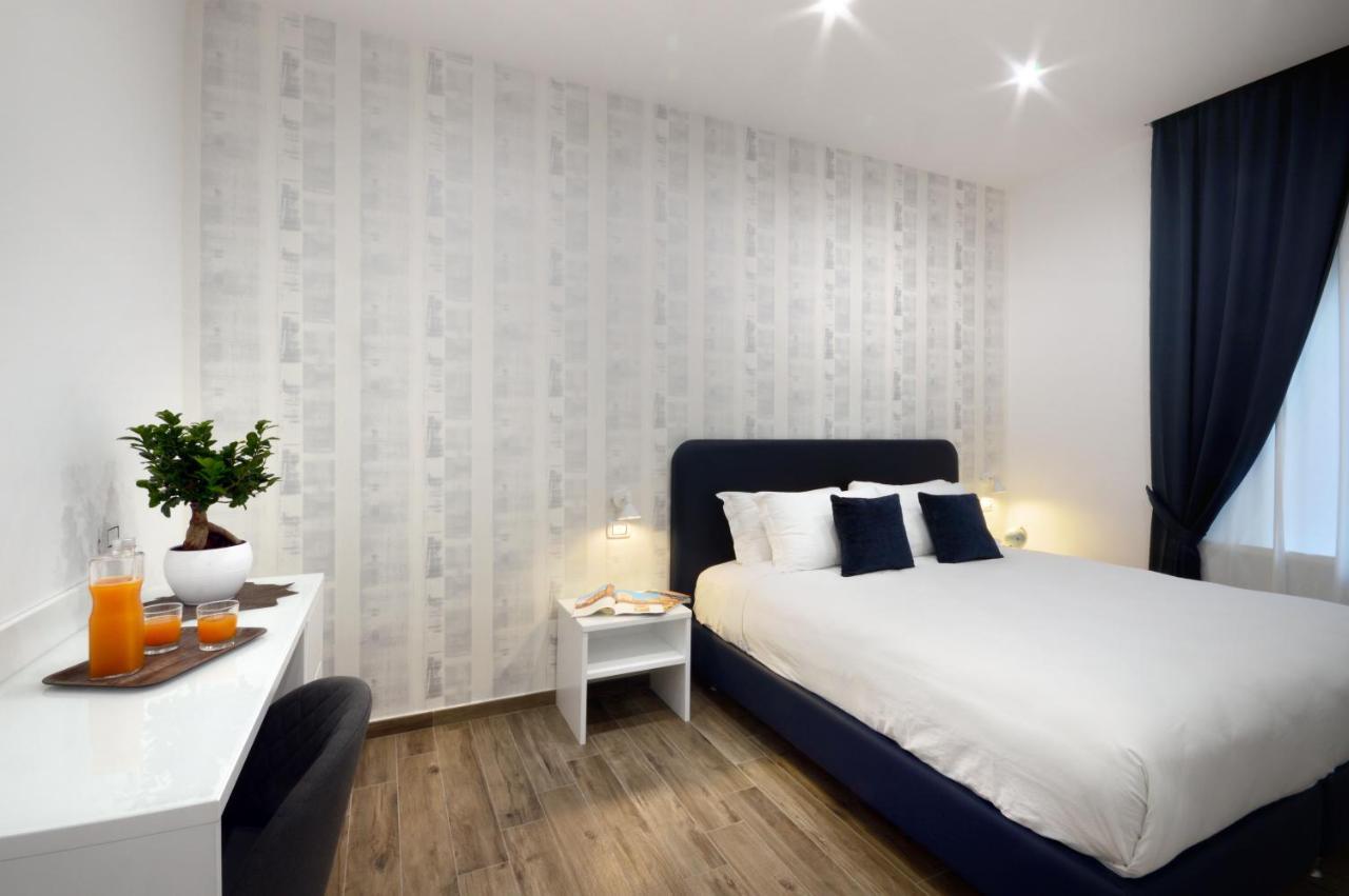 นาโปลีซีซัน Bed & Breakfast เนเปิลส์ ภายนอก รูปภาพ